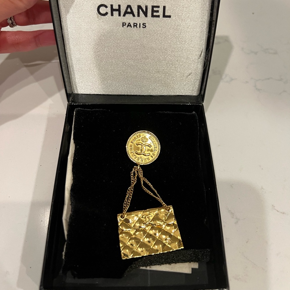 Chanel Vintage Gold-plated Classic Flap Bag Motif Brooch